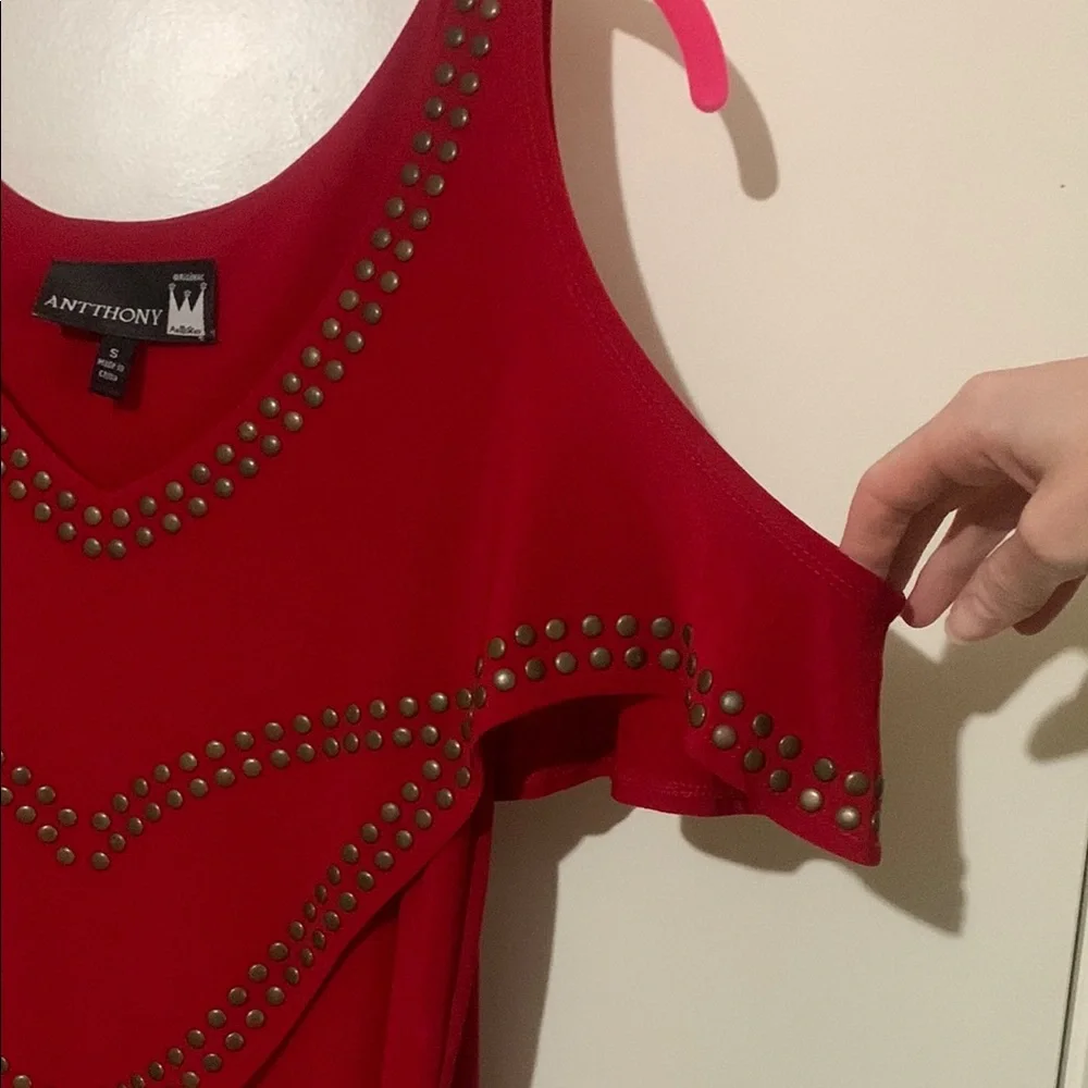 Antthony Red Cold Shoulder Top (S) - Picture 4 of 10